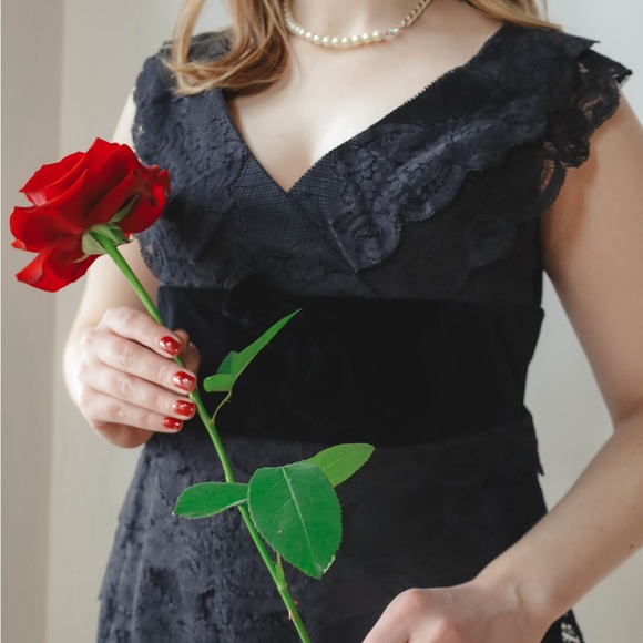 Armani Collezioni Black Tier Lace Midi Party Dress - Picture 4 of 15